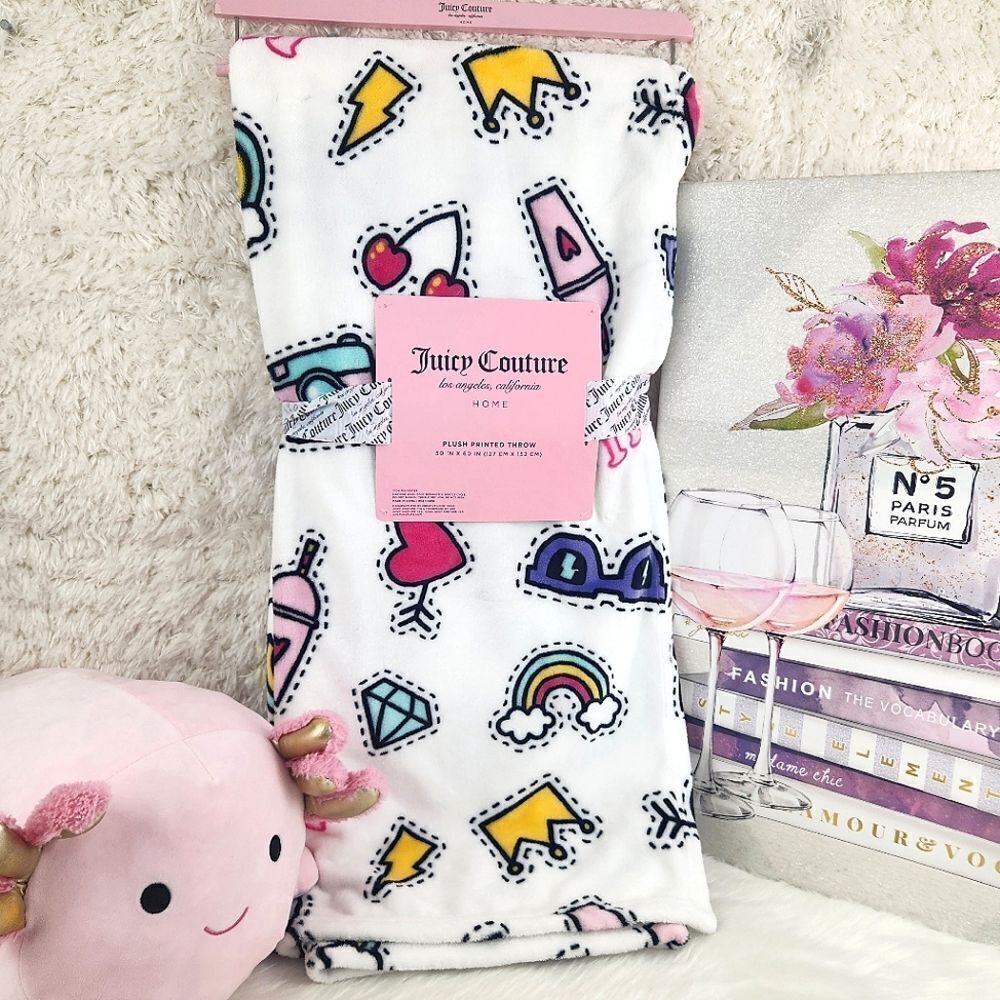 {Juicy Couture} White Printed Plush Throw Blanket